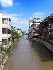 'The Ruak River at Mae Sai' by Asienreisender